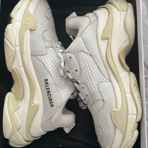 Balenciaga triple S 39